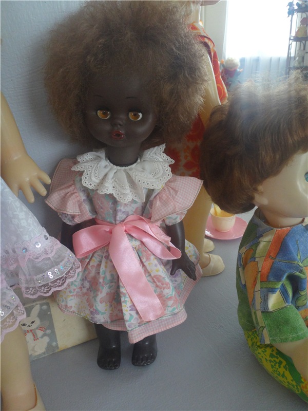 Выставка " Лабиринты кукольной жизни"