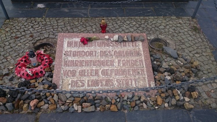 Спасибо Вам за смелость и отвагу, за небо мирное над головой