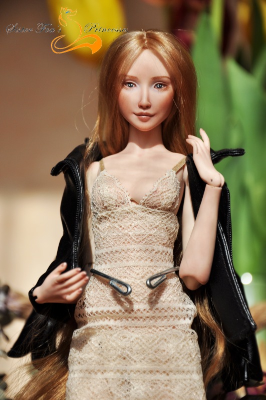 Фарфоровая кукла Василиса (фото 4)