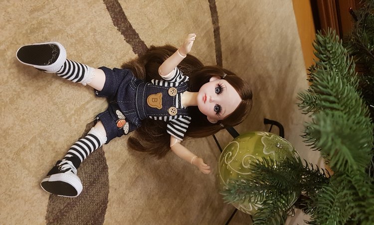 Майя и ёлочка №2 — Куклы с Алиэкспресс (Aliexpress): Китайские шарнирные