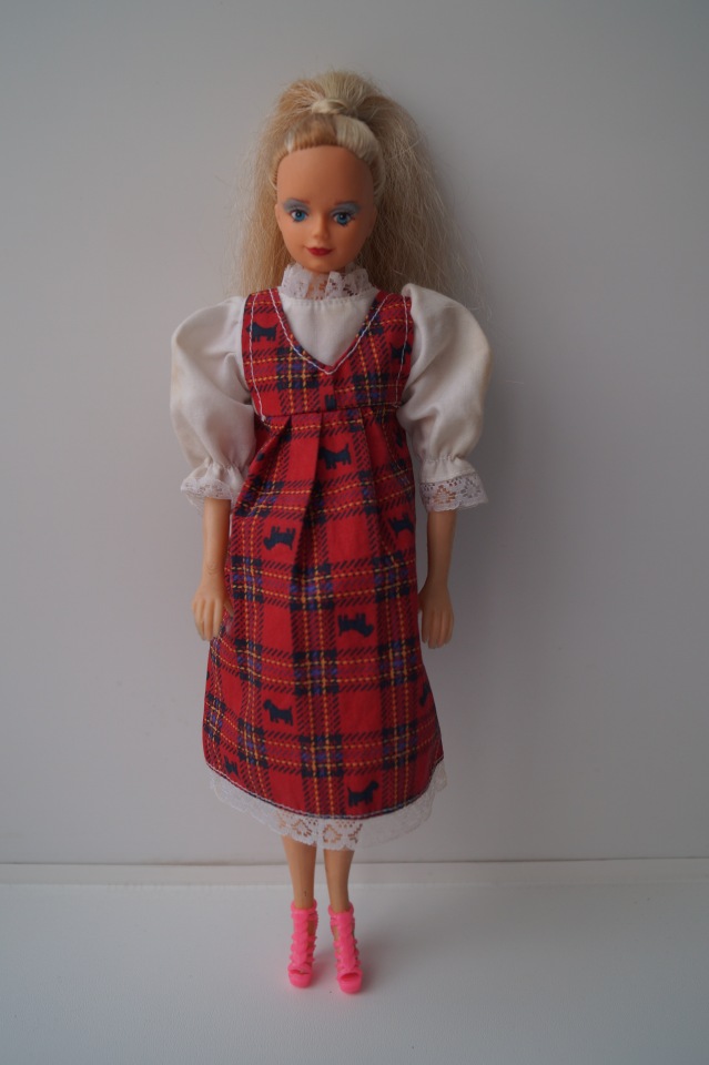 Первая выписка марта. Чебурашка здоров, Братц из серии Sea Stunnerz обрела сменные ножки