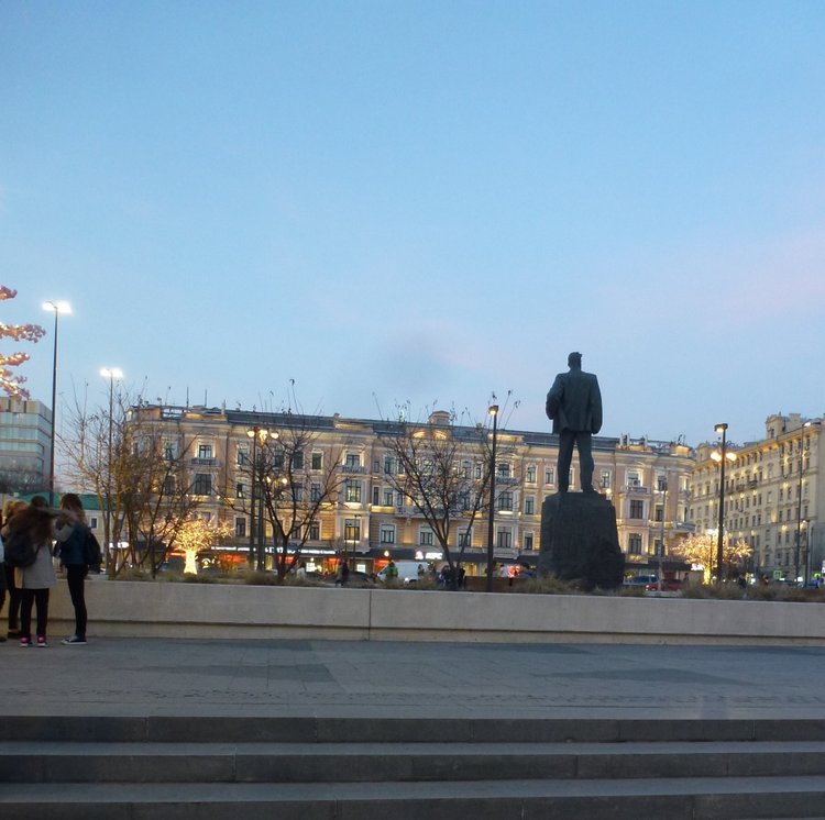 Мой родной любимый город, выставка Мишек и немного о Москве