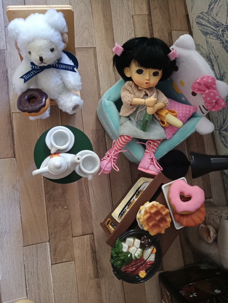 В гостях у Китти — Фотоистории с куклами BJD (БЖД): сериалы