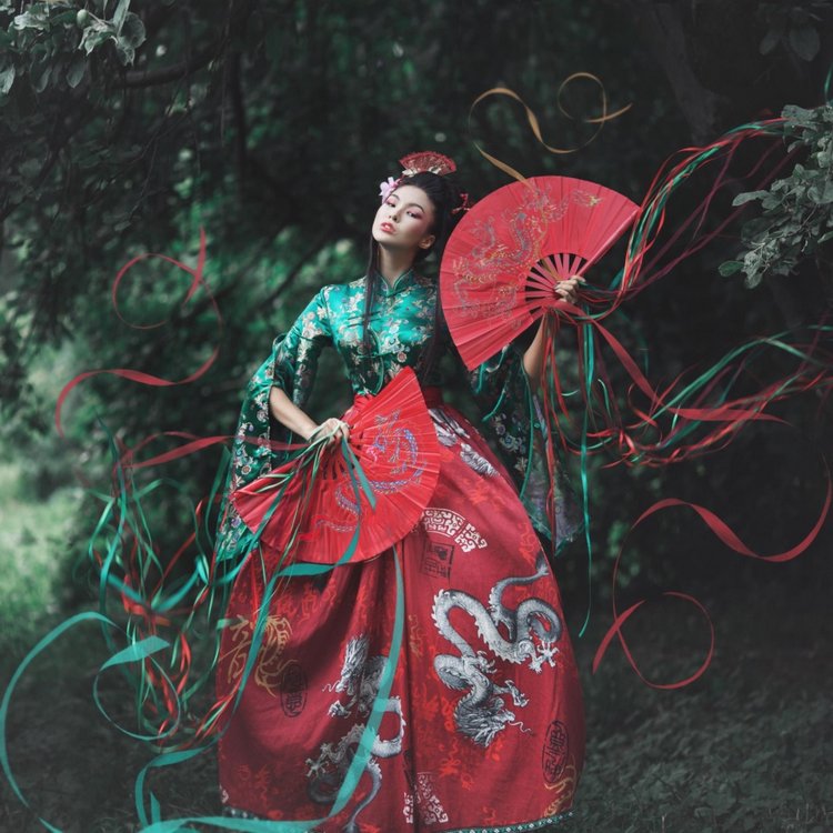 Волшебные миры Маргариты Каревой