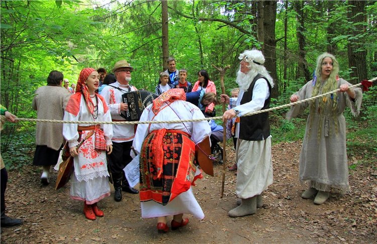 "Троицкие гуляния" в Василёво, 2018 год, продолжение. Архитектурно-этнографический музей под открытым небом. Василёво