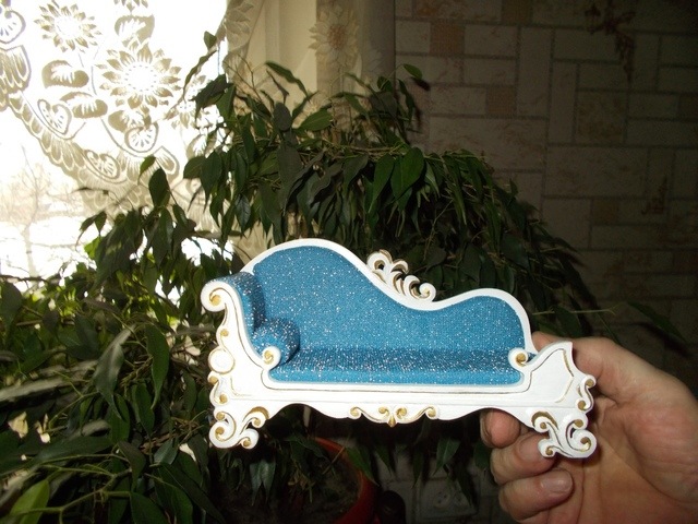 Эксклюзивный диванчик для кукол Бжд от 13 до 15 см