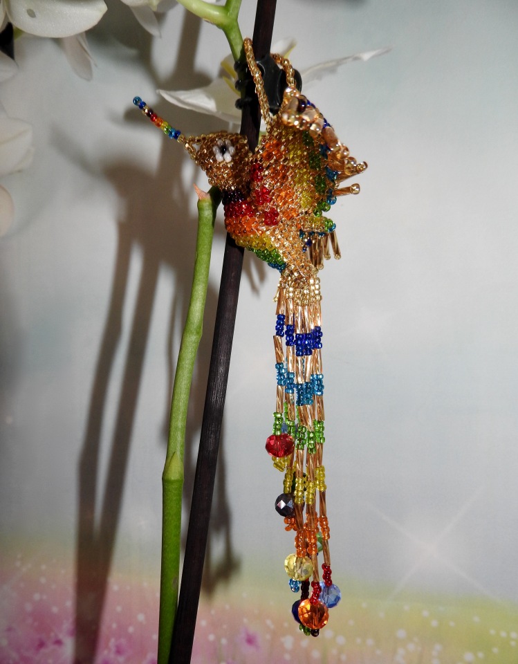 Колибри из бисера — Вышивка крестиком