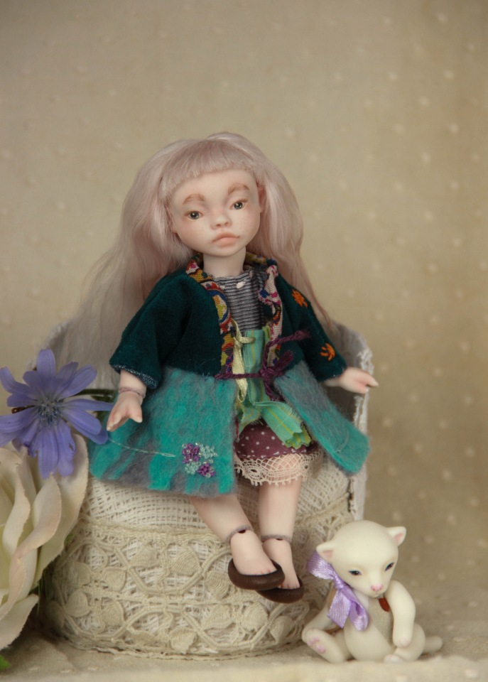 Фарфоровая крошка Блю Бэл