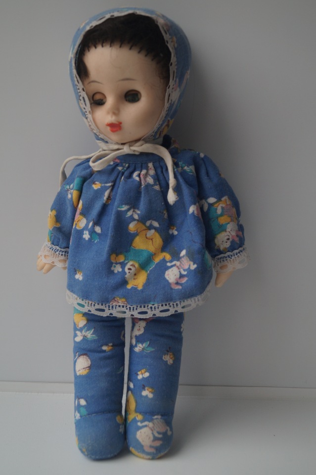 Четвёртая выписка октября. Лечим глазки советской кукле. Мишутка из 90-х стал как новенький! Четыре Барби обрели головы