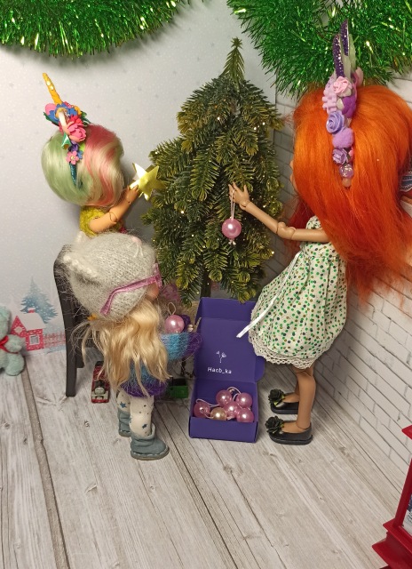 Как мои девочки ёлку наряжали (фото 5)
