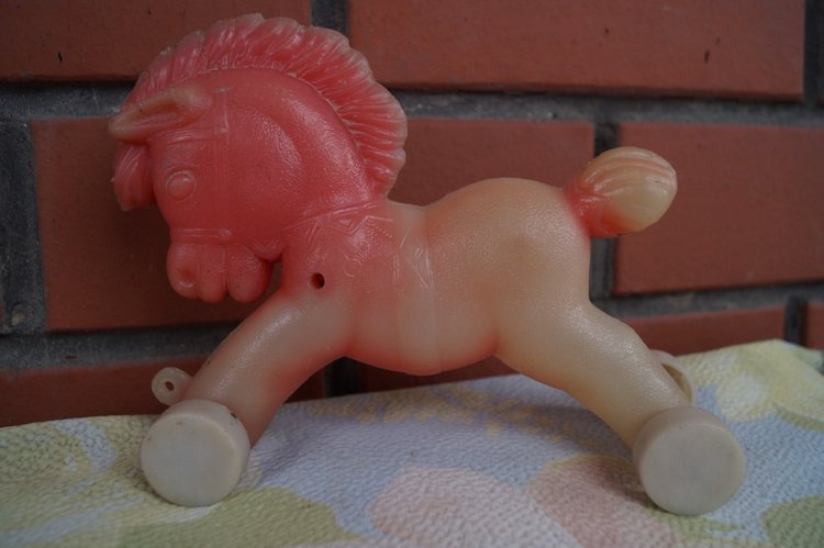 И на моей улице перевернулся грузовик с куклами