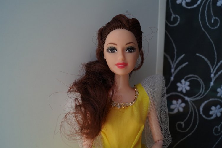 Третья майская выписка. Как вынуть моргучие глазки из головы советских кукол