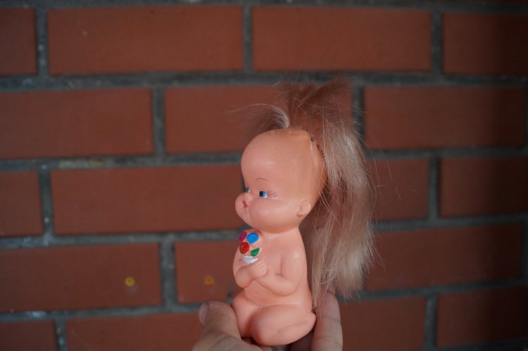 Четвёртая июльская выписка. Поломка шеи Энчантималс. Новые реснички двум пациентам. Как обуздать непослушные волосы