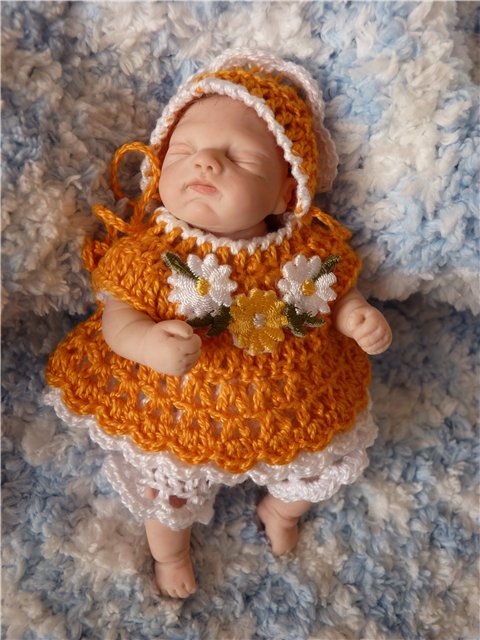 Авторские куколки Лизочка и Микаэлла представляют небольшой обзор кукол своего автора Ирины Савостиной