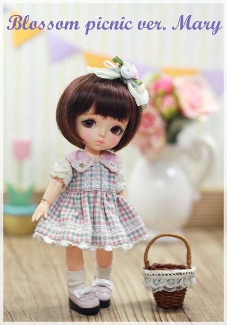 Короткий преордер на выставочных Lati Yellow Kitty in merry-go-round ver. Noa и Blossom picnic Mina и Mary (фото 9)