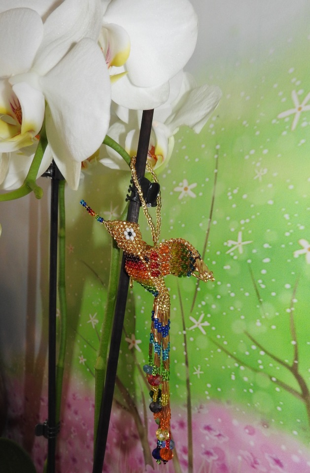 Колибри из бисера — Вышивка крестиком