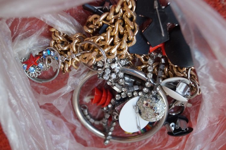 Откроем коробки из детского сада