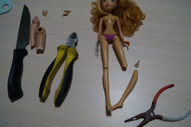 Третья выписка ноября. Лечим перелом колена, ставим донорские ручки. Анжелочка выздоровела + история-воспоминание о детском