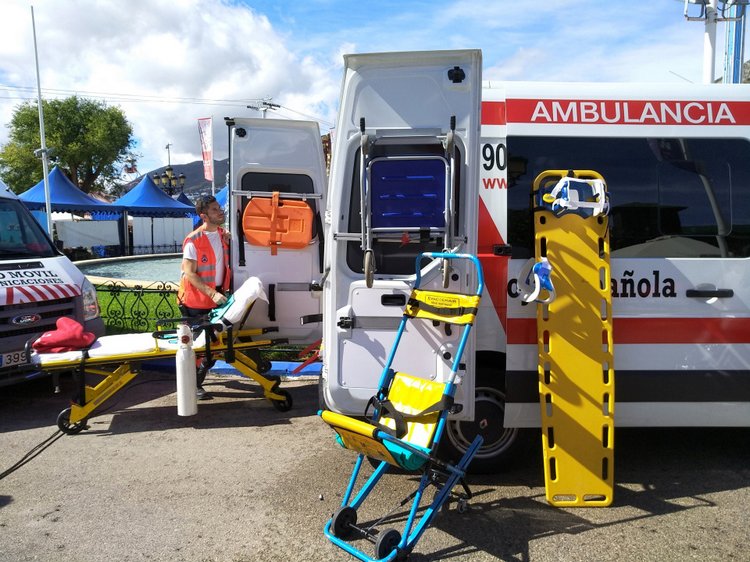 Тайна моего имени. Часть девятая. Испания, Бенальмадена, Парк Тиволи. Лесли путает все планы