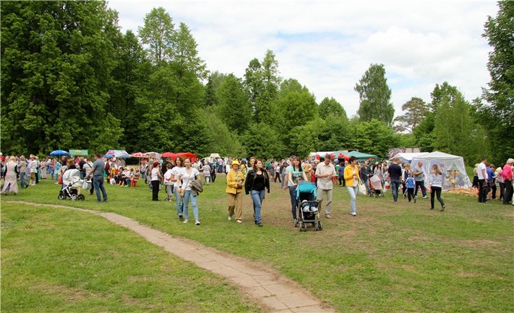 "Троицкие гуляния" в Василёво, 2017 год, продолжение. Архитектурно-этнографический музей под открытым небом "Василёво"