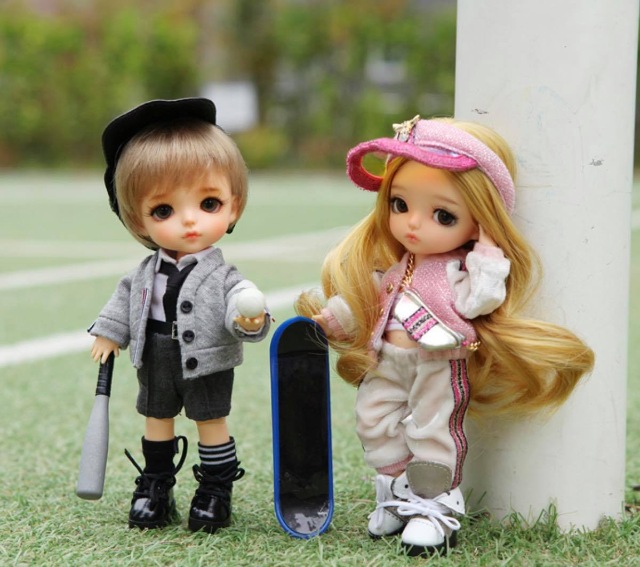 Релиз Salon De Lati в формате Lati Yellow от Latidoll