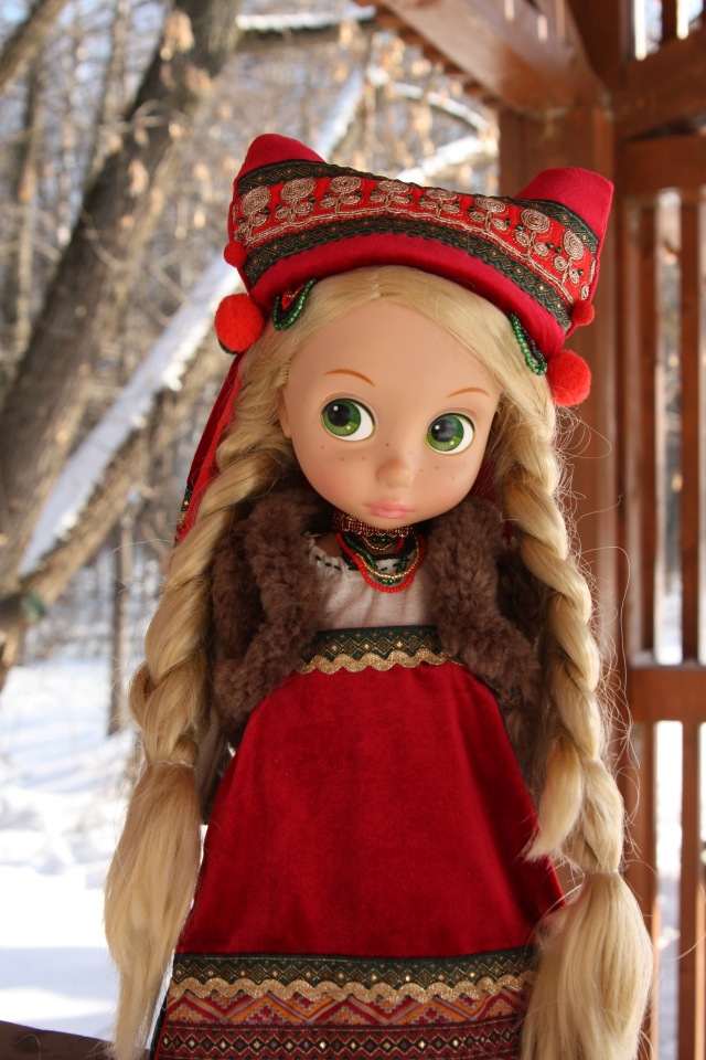 Русский народный костюм с кичкой для кукол Дисней Аниматорс