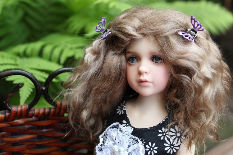 Поиск образа для Розочки. Знакомство с садом