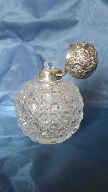 Попутные увлечения ( парфюмерные бутылочки) (фото 4)