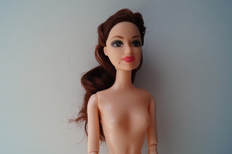 Третья майская выписка. Как вынуть моргучие глазки из головы советских кукол