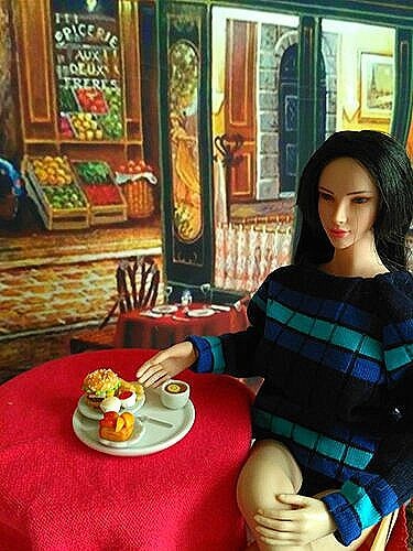 У пилона — Игровые куклы разных производителей (Разное): редкие бренды