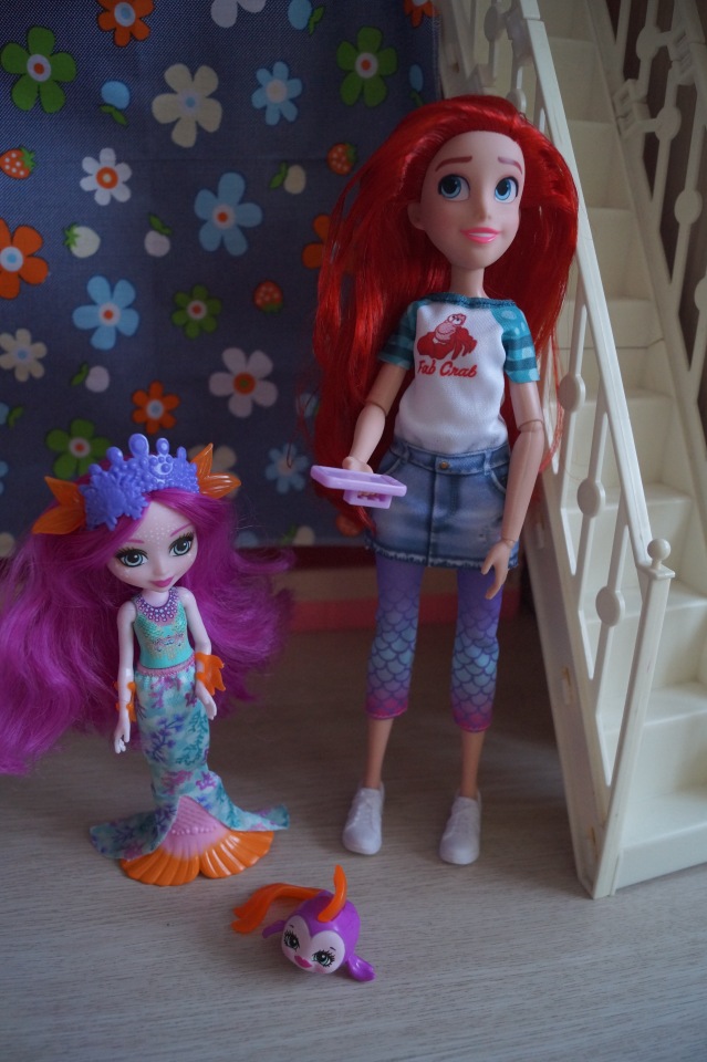 Посылочка с подарками от подруги