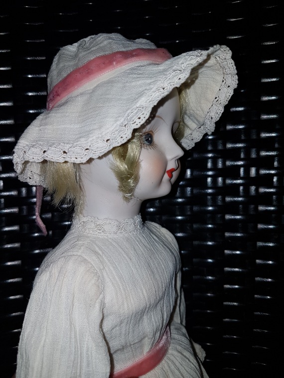 Большая коллекция Винтажных реплик с антикварных кукол