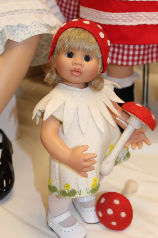 Летняя встреча коллекционеров в магазине кукол. Заключительная часть