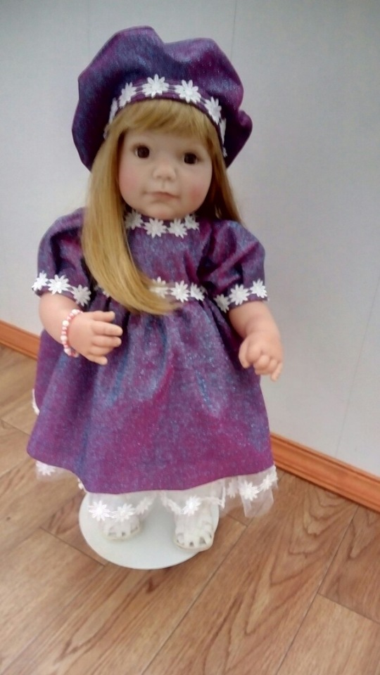 Стешеньке сшила новый нарядик