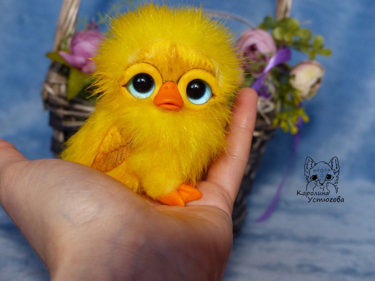 Корзинами утят несут...Несут на радость и веселье весны