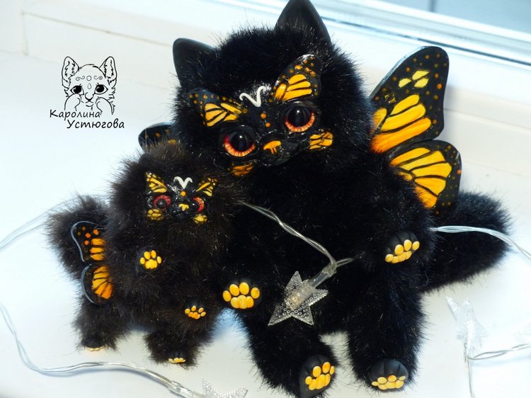 Бабочковая кошка Папилиофелис - Монарх и ее котенок