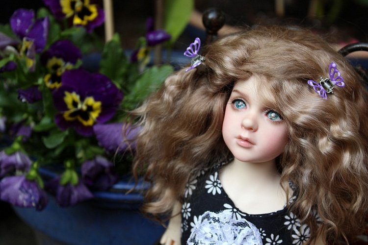 Поиск образа для Розочки. Знакомство с садом