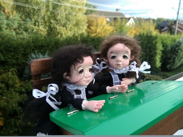 Школьная парта — Мебель для кукол и домиков: фото (фото 7)