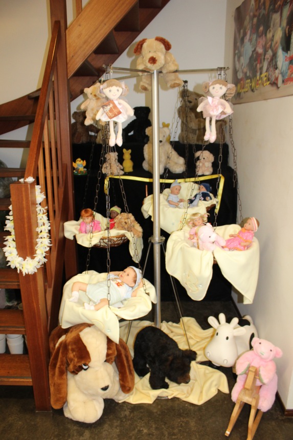 Пасхальная встреча в магазине кукол! Часть 4