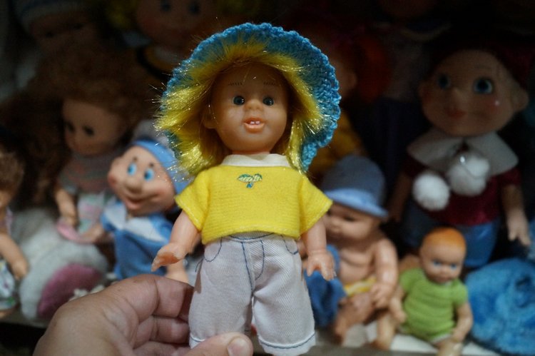 Куклы с разным состояние здоровья долго стояли в очередь у дверей кукольной лечебницы | Бэйбики Куклы с разным состояние здоровья долго стояли в очередь у дверей кукольной лечебницы