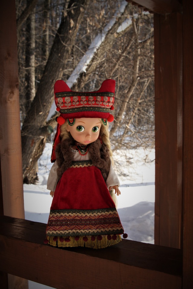 Русский народный костюм с кичкой для кукол Дисней Аниматорс