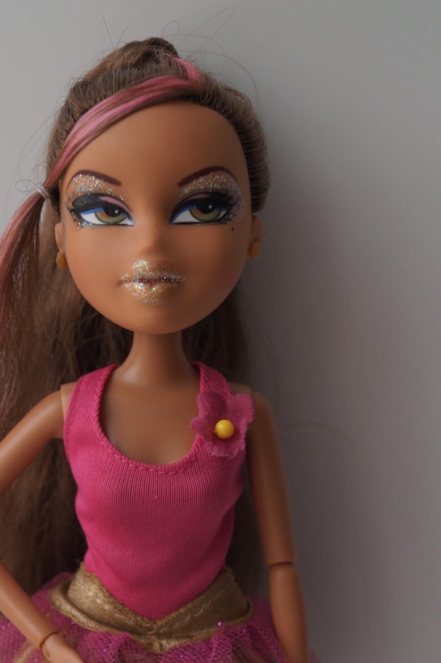 Первая выписка марта. Чебурашка здоров, Братц из серии Sea Stunnerz обрела сменные ножки