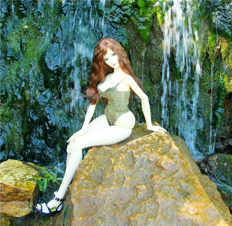Ясмина, фотосессия для конкурса "Мисс Бэйбики 2018" на водопаде