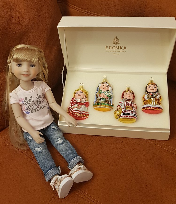 Ёлочки-2020 — Куклы Ruby Red (Руби Ред) Fashion Friends: Siblies (фото 4)