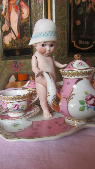 Крошка с ладошку. Осторожно! фото НЮД: 18+ - много, 6+ - в самый раз (фото 5)