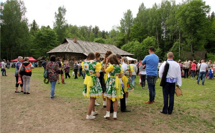 "Троицкие гуляния" в Василёво, 2017 год, продолжение. Архитектурно-этнографический музей под открытым небом "Василёво"