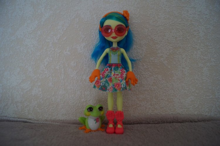 У Агаши много новеньких! Жители надкроватных полочек