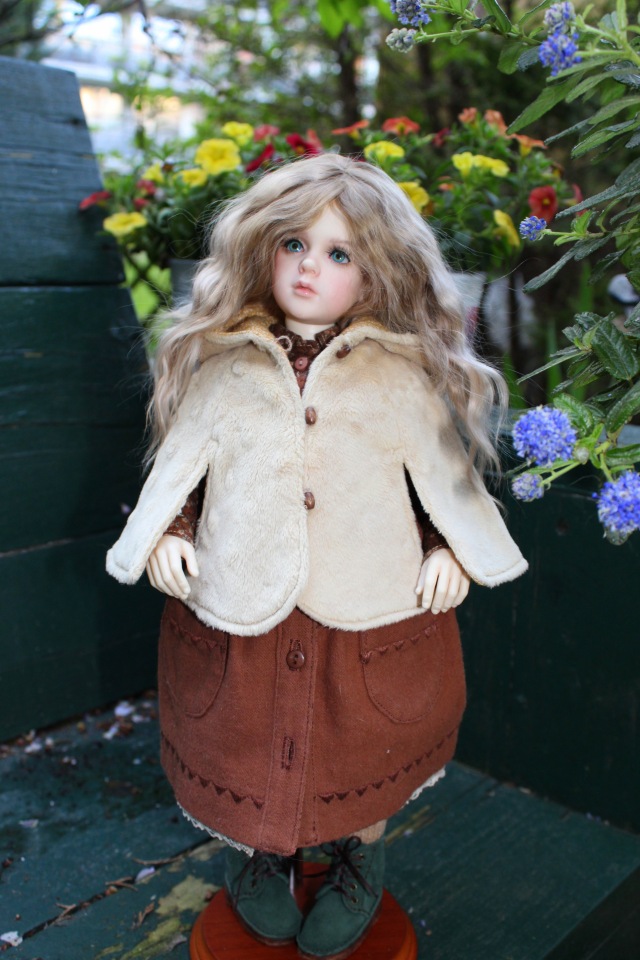 Новый наряд Розочки и прогулка в саду