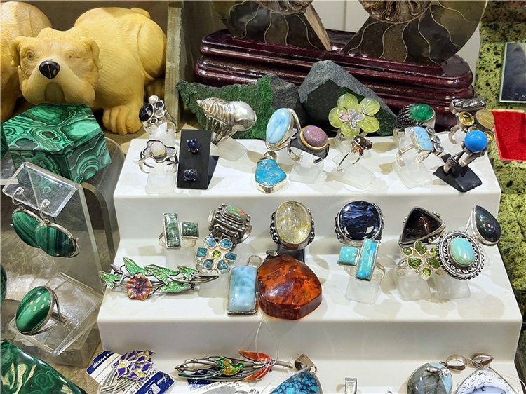 Выставка "Самоцветы Мира" в Твери, продолжение