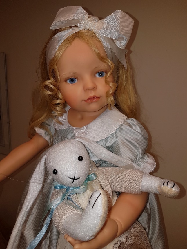 Рождественская встреча в магазине/клубе коллекционных кукол